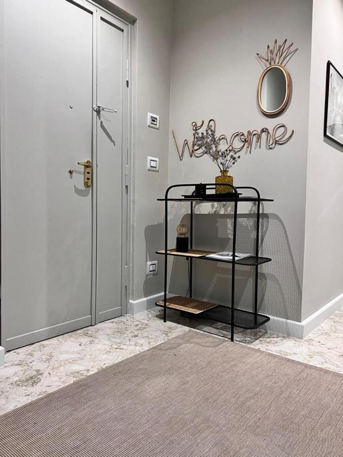 Visconti 90 Apartment Bari Luaran gambar